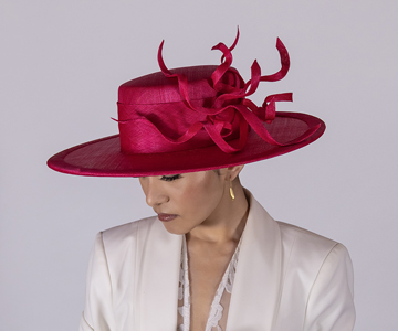 Designer hat by Louise Macdonald Milliner (Melbourne, Australia)