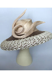 Designer hat Curlin by Louise Macdonald Milliner (Melbourne, Australia)