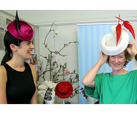 Melbourne milliner Louise Macdonald presented tips on finding a hat that suits you for race day to the Melbourne Skybus team