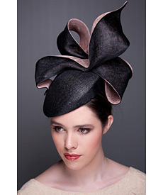 Louise Macdonald Milliner's 2013 collection for Hugo Boss (Melbourne, Australia) - designer hat Black and Blush LaFayette Beret